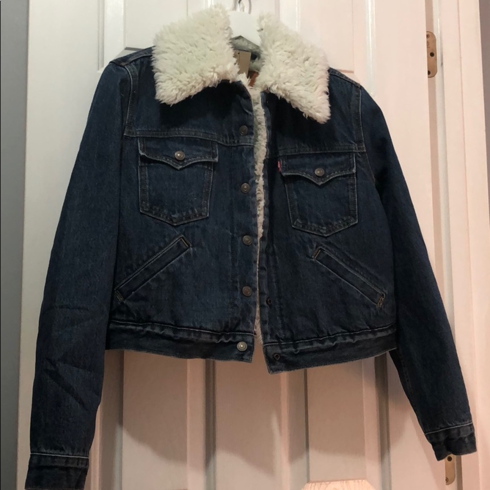 Levi Strauss & Co Jean Sherpa jacket size large .
